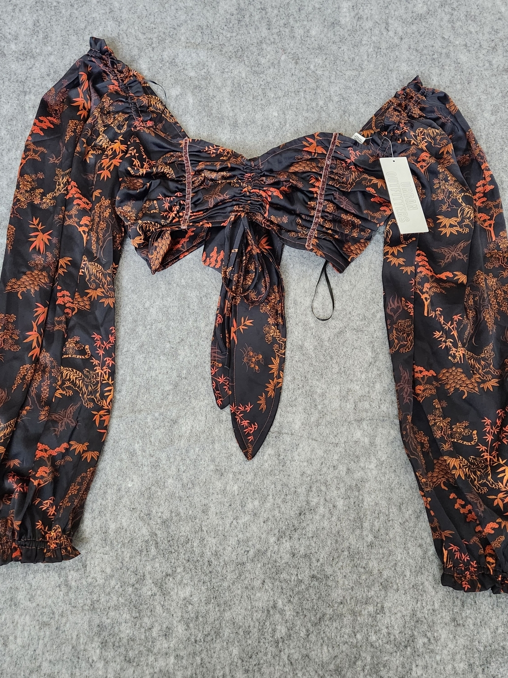 NWT Urban Outfitters Off Shoulders Crop Top Women's L Black Y2K Bamboo Tiger